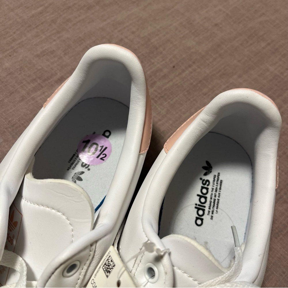 NWT Adidas Coast Star Sneakers Baby Pink/White Womens Size 10.5 - Picture 5 of 7